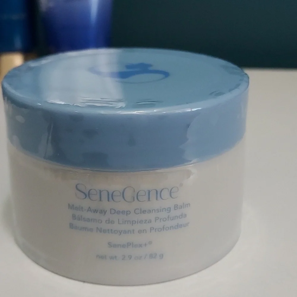 Deep cleansing Balm NWT